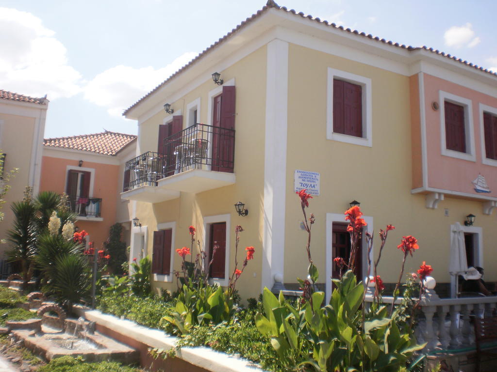 Apartment Toula Petra  Bagian luar foto