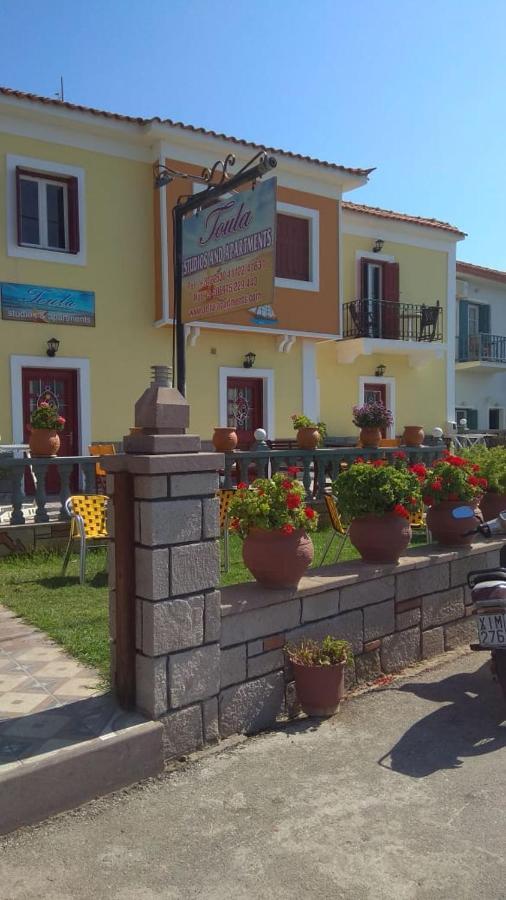 Apartment Toula Petra  Bagian luar foto